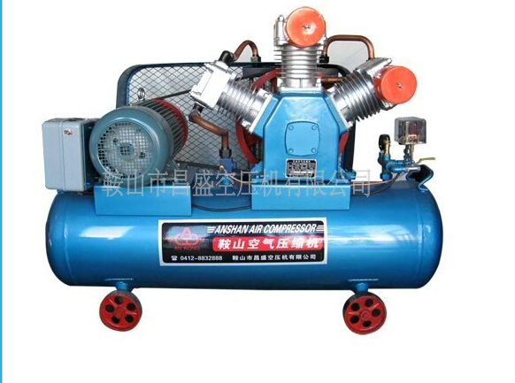 ☆低噪音空氣壓縮機(jī)☆讓您更加安靜的工作。